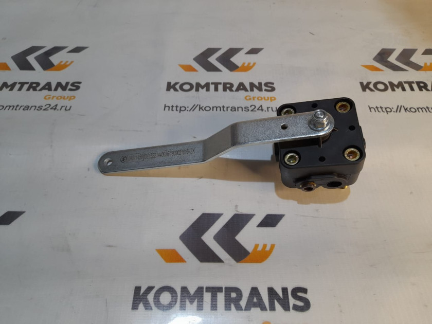 Кран уровня пола задний SHACMAN X3000