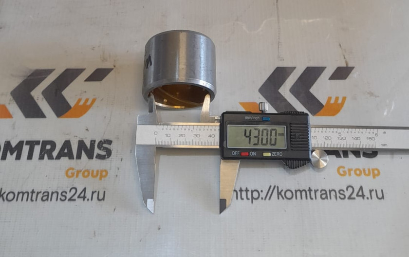 Втулка шкворня 43*52*39 верхняя (малая) HOWO Втулка шкворня 43*52*39 верхняя (малая) HOWO