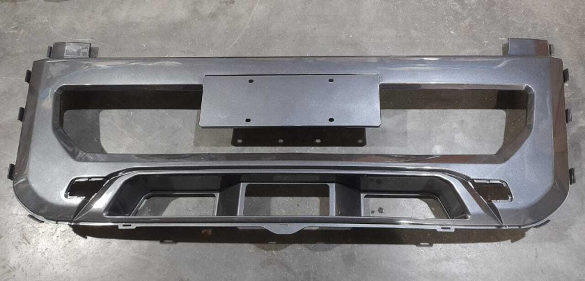 Бампер часть бампера средняя SHACMAN X5000 тягач Бампер часть бампера средняя SHACMAN X5000 тягач