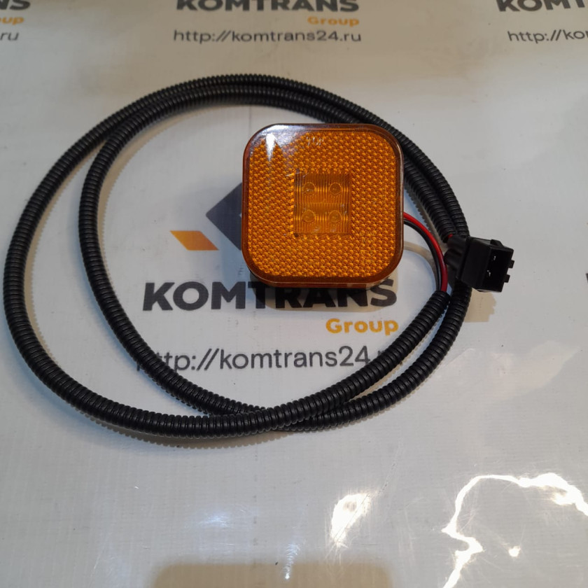 Фонарь габаритный боковой (в брызговик, квадратный) SHACMAN