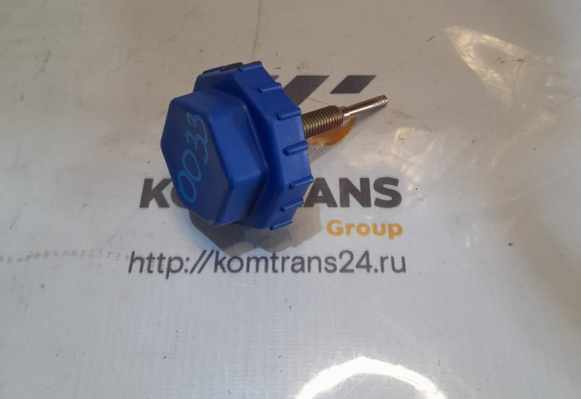 Купить Крышка бачка ГУРа HOWO/Shacman WG9719470033-1 с доставкой по ...