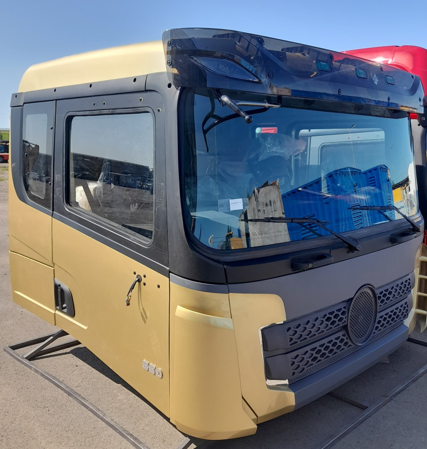 Кабина X3000 (1вая комплектность) самосвал в сборе ДВС Weichai Кабина X3000 (1вая комплектность) самосвал в сборе ДВС Weichai