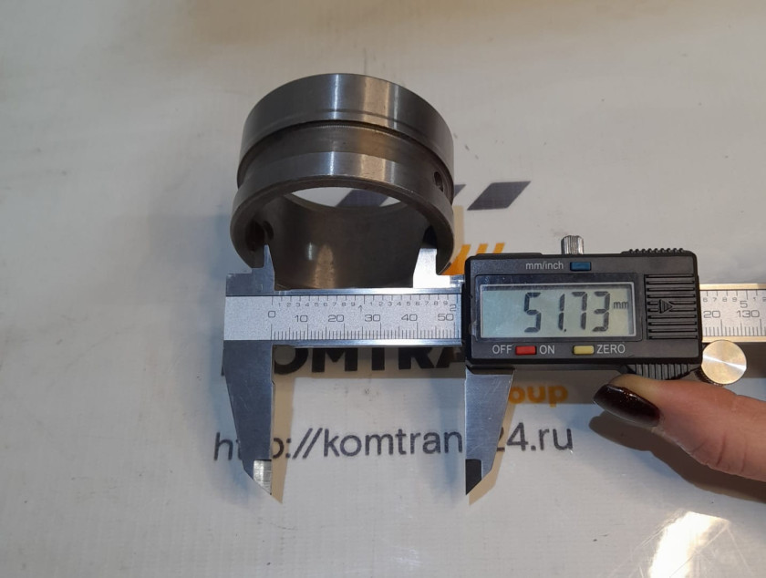 Втулка поршня КПП BS428 Втулка поршня КПП BS428