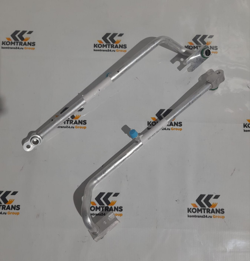 Трубка соединительная испарителя-компрессора SHACMAN X3000/X5000