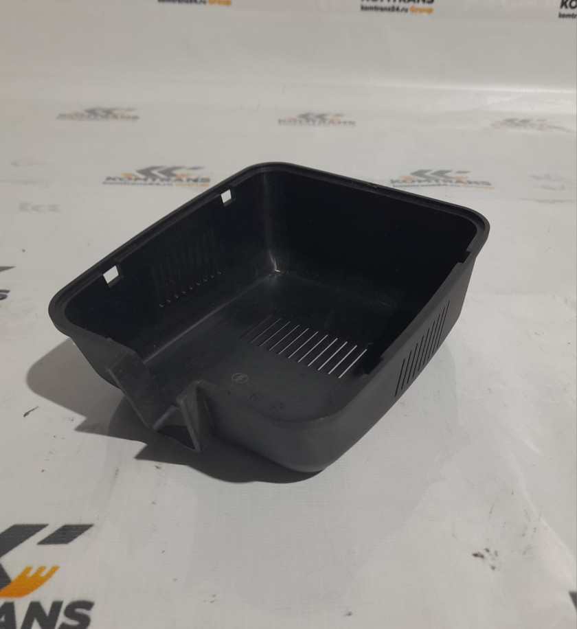 Крышка камеры лобового стекла SHACMAN X6000 Крышка камеры лобового стекла SHACMAN X6000