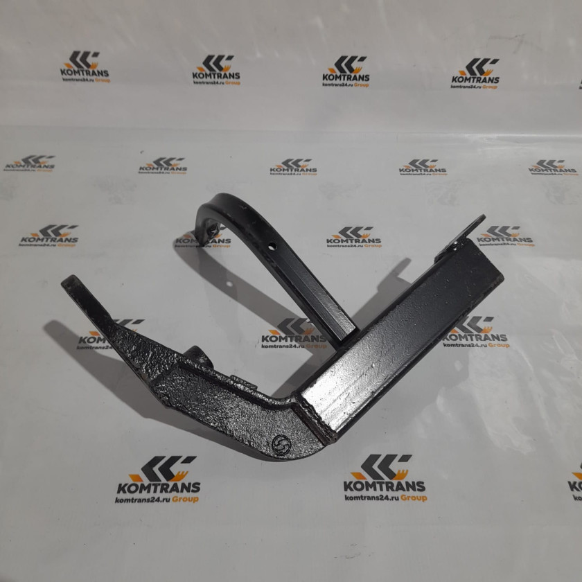 Кронштейн подножки подвесной правый, центральный SHACMAN X3000/X5000 Кронштейн подножки подвесной правый, центральный SHACMAN X3000/X5000