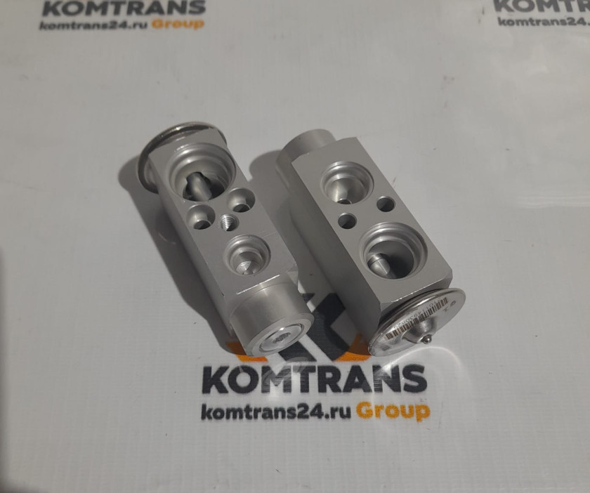 Клапан расширительный кондиционера в сборе SHACMAN X3000 Клапан расширительный кондиционера в сборе SHACMAN X3000