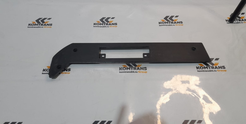 Накладка бампера боковая левая торцевая SHACMAN F3000 Накладка бампера боковая левая торцевая SHACMAN F3000