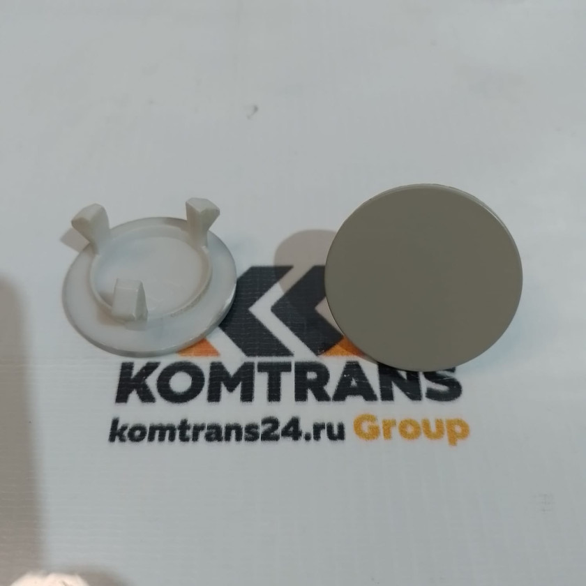 Заглушка обтекателя правая SHACMAN X6000