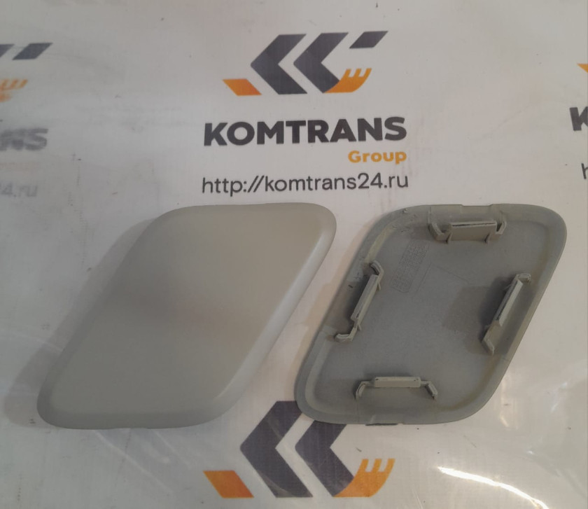 Заглушка бампера левая (буксировочного крюка) SHACMAN X6000 Заглушка бампера левая (буксировочного крюка) SHACMAN X6000