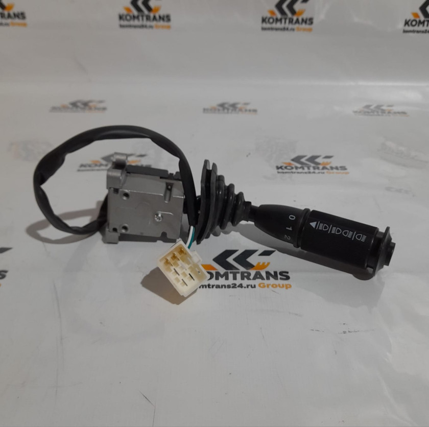 Переключатель подрулевой с клавишей света XCMG XS143J Переключатель подрулевой с клавишей света XCMG XS143J