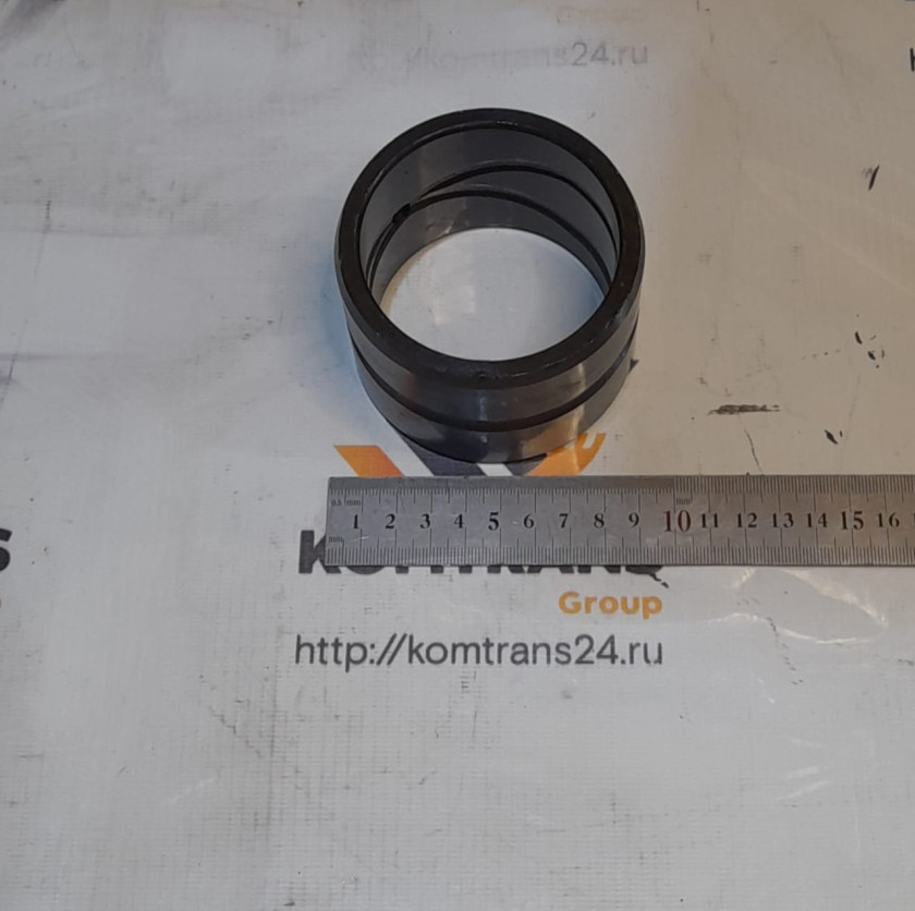 Втулка сочленения стрелы и ковша экскаватора XCMG XE215C Втулка сочленения стрелы и ковша экскаватора XCMG XE215C