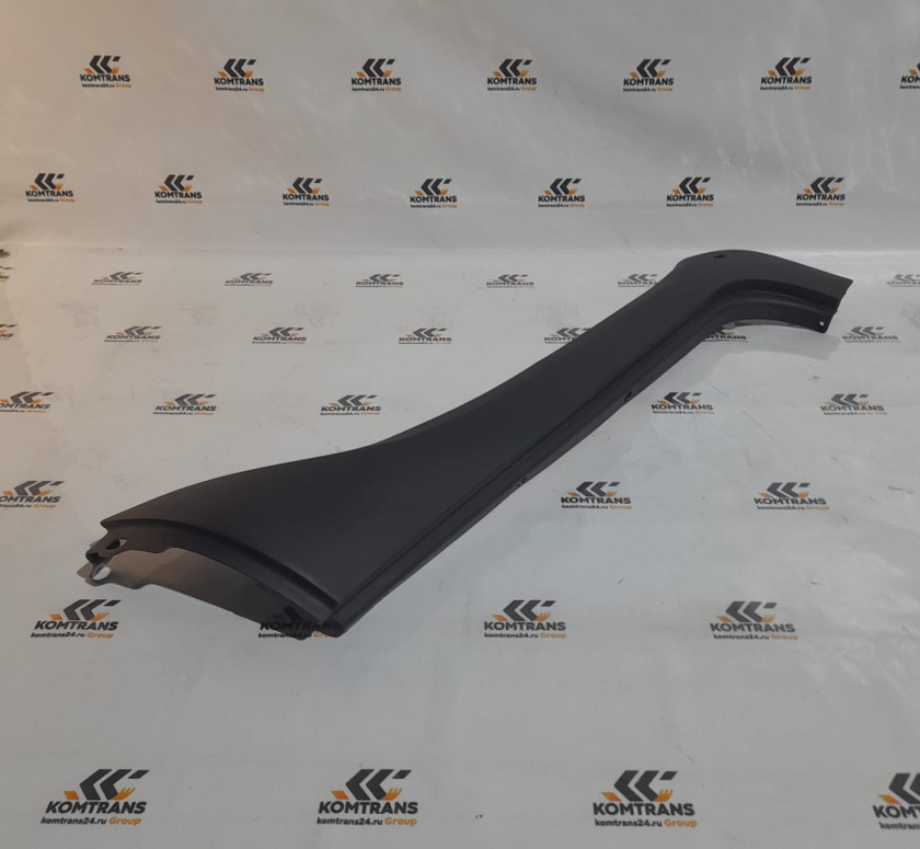 Накладка стойки лобового стекла левая SHACMAN X3000/X5000