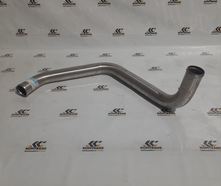 Патрубок охлаждения ретардера 2 D 64*64 металл SHACMAN X6000