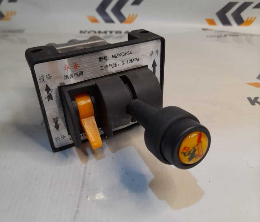 Кран подъема кузова (5 выходов) /SHACMAN