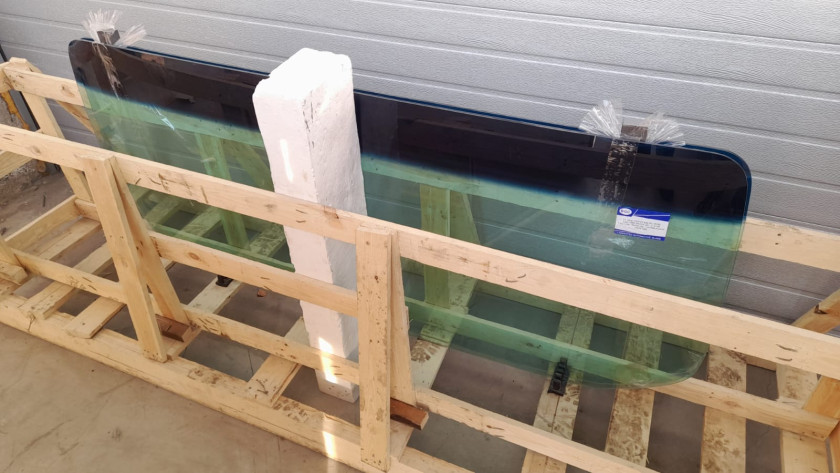 Стекло лобовое 1832*789 DAYUN X60/X120 Стекло лобовое 1832*789 DAYUN X60/X120