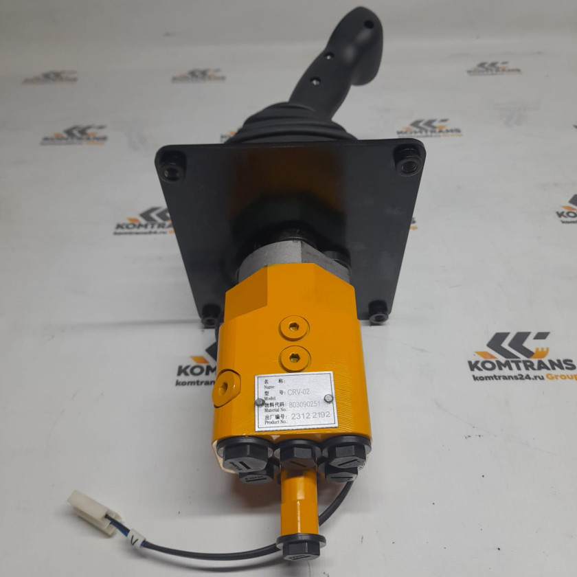 Джойстик управления гидросистемой для фронтального погрузчика XCMG ZL50GV Джойстик управления гидросистемой для фронтального погрузчика XCMG ZL50GV