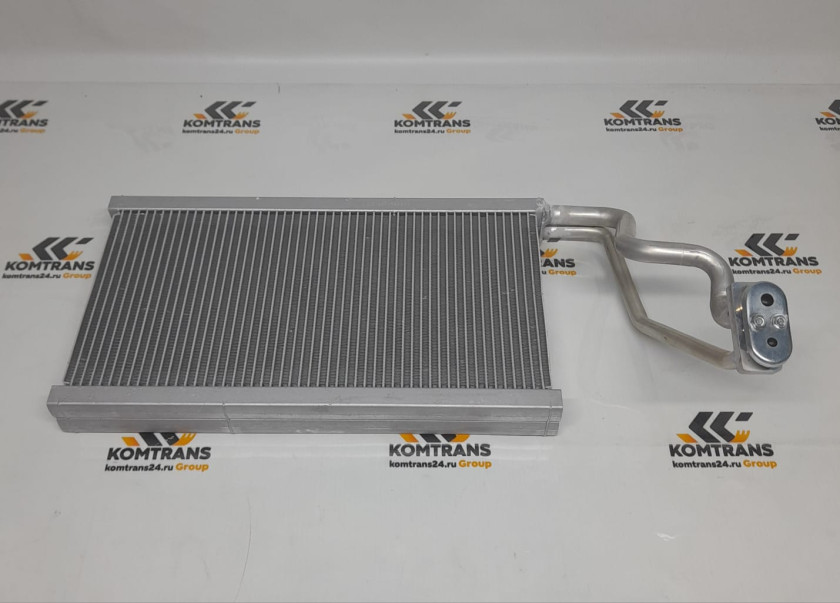 Радиатор печки (испаритель кондиционера в сборе) SHACMAN X3000 Радиатор печки (испаритель кондиционера в сборе) SHACMAN X3000