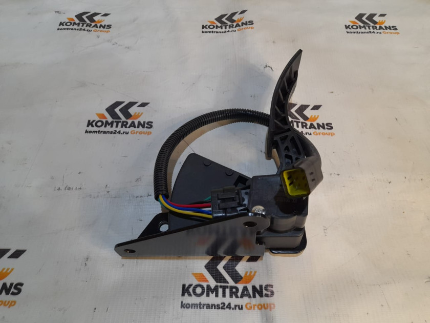 Педаль газа SHACMAN X3000 Cummins M11 Евро-5 Педаль газа SHACMAN X3000 Cummins M11 Евро-5