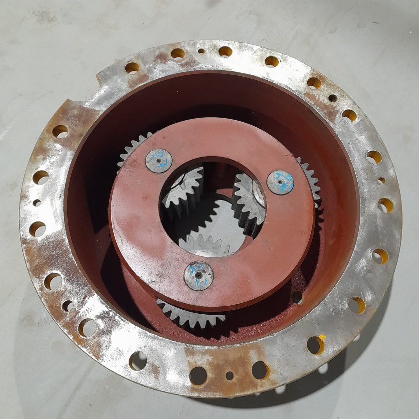 Корпус бортового редуктора с сателлитами Z 27 XCMG ZL60G