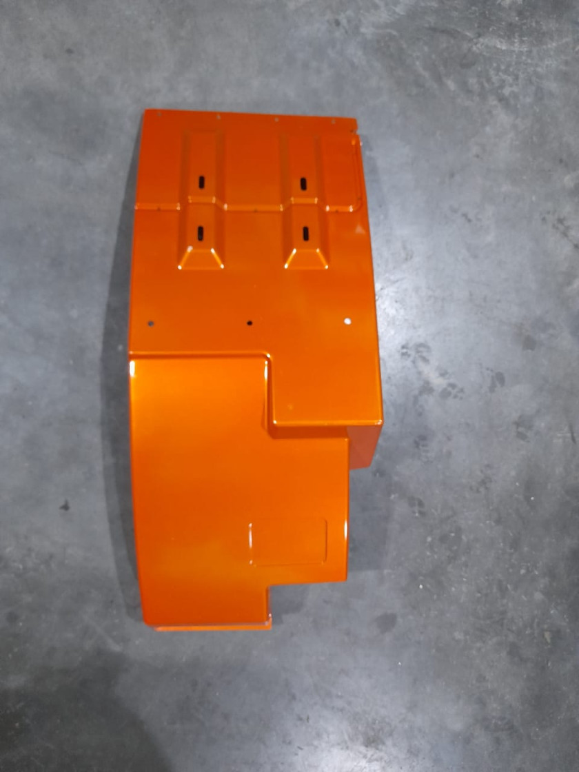 Крыло кабины X3000 левое, за колесом (брызговик) (самосвал)