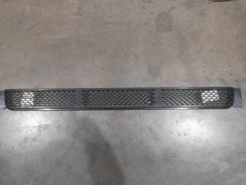 Решетка бампера X3000 самосвал SHACMAN X3000 Решетка бампера X3000 самосвал SHACMAN X3000