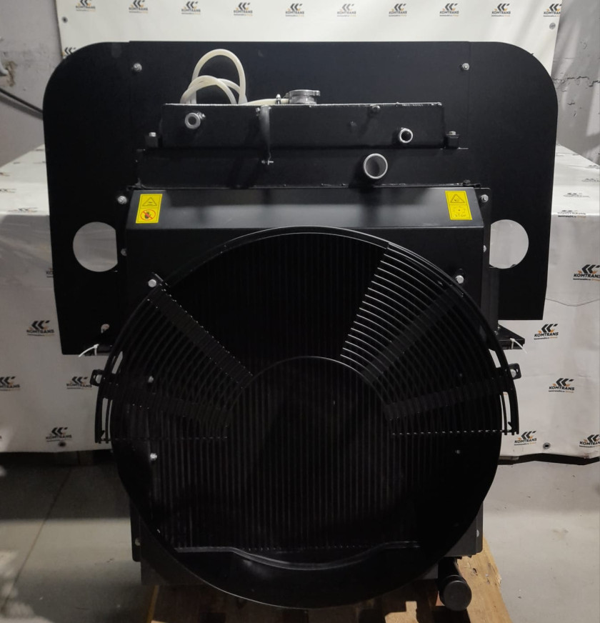 Радиатор охлаждения XCMG в сборе SH7H220G3 XS265 Радиатор охлаждения XCMG в сборе SH7H220G3 XS265