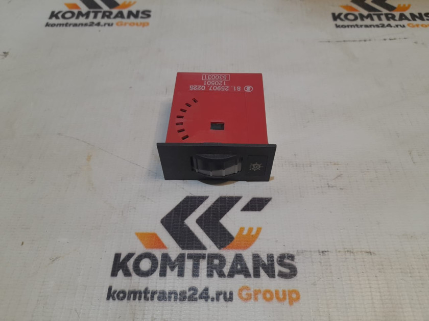 Переключатель клавиша регулятор освещения SHACMAN Переключатель клавиша регулятор освещения SHACMAN