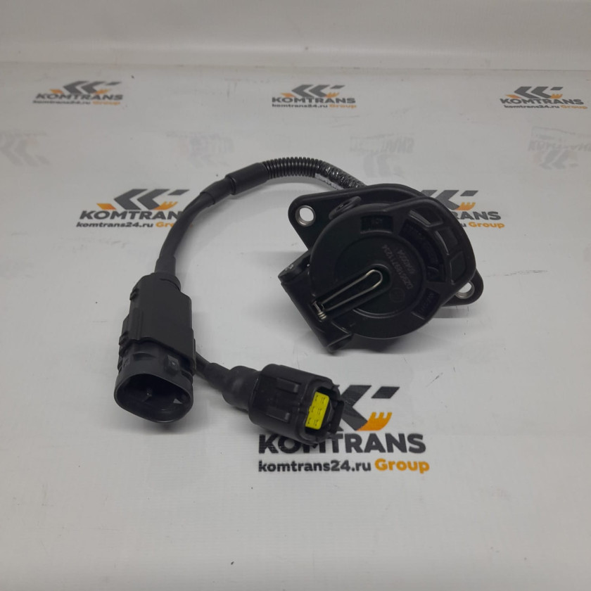 Розетка EBS для прицепа (с кабелем) SHACMAN X6000 Розетка EBS для прицепа (с кабелем) SHACMAN X6000