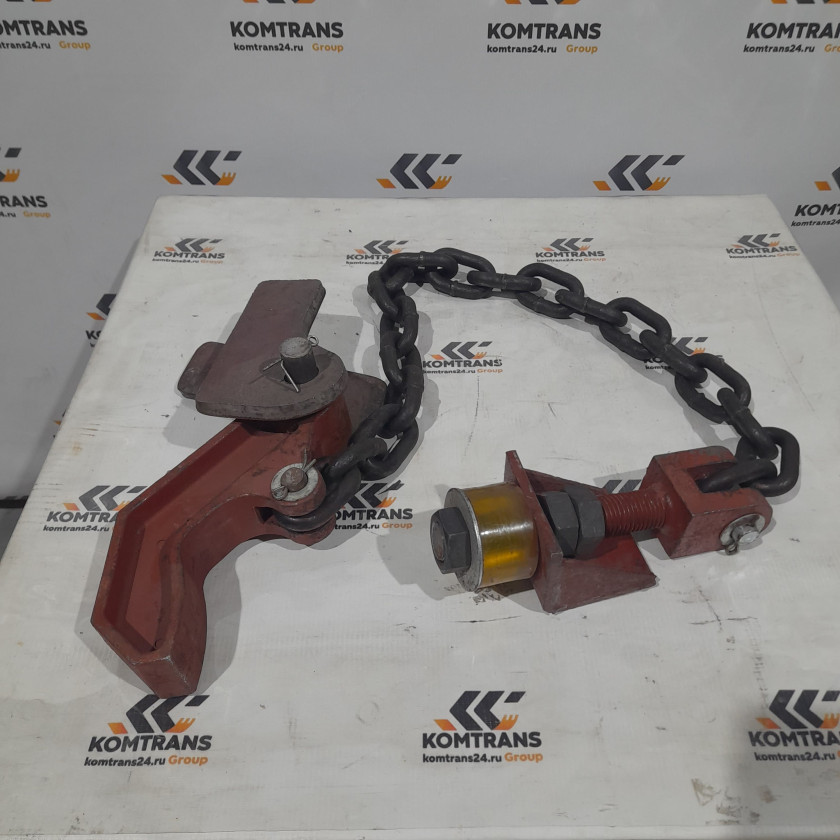 Запор борта кузова самосвала HOWO/SHACMAN (в сборе с цепью) Запор борта кузова самосвала HOWO/SHACMAN (в сборе с цепью)