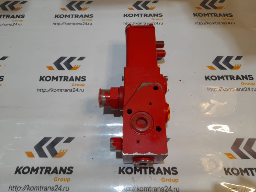 Клапан управления подъемом кузова (3 фитинга) HYVA PT-1220-190 Клапан управления подъемом кузова (3 фитинга) HYVA PT-1220-190