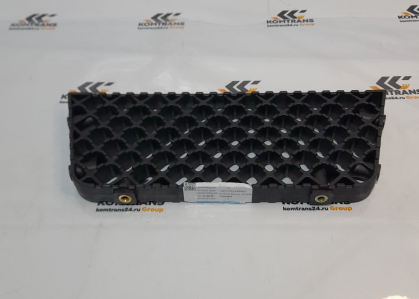 Подножка X5000 верхняя L/R SHACMAN X5000 тягач Подножка X5000 верхняя L/R SHACMAN X5000 тягач