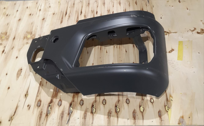 Бампер сегмент левый SHACMAN X5000 самосвал (из 3-х частей) Бампер сегмент левый SHACMAN X5000 самосвал (из 3-х частей)