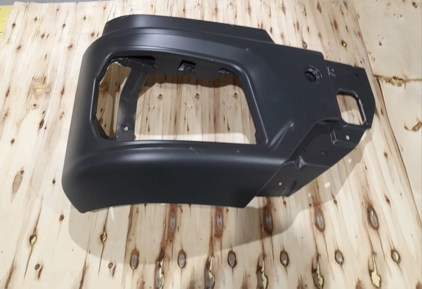 Бампер сегмент правый SHACMAN X5000 самосвал (из 3-х частей) Бампер сегмент правый SHACMAN X5000 самосвал (из 3-х частей)