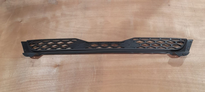 Решетка бампера верхняя (самосвал) SHACMAN X5000