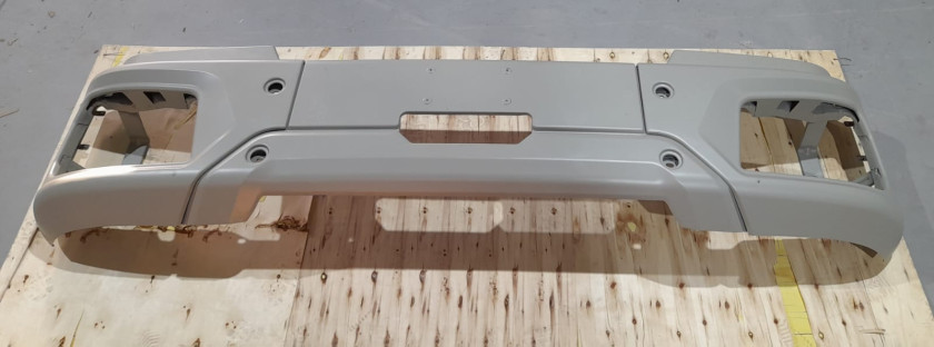 Бампер передний SHACMAN X3000/X5000 (металл) DZ97259624070 Бампер передний SHACMAN X3000/X5000 (металл) DZ97259624070