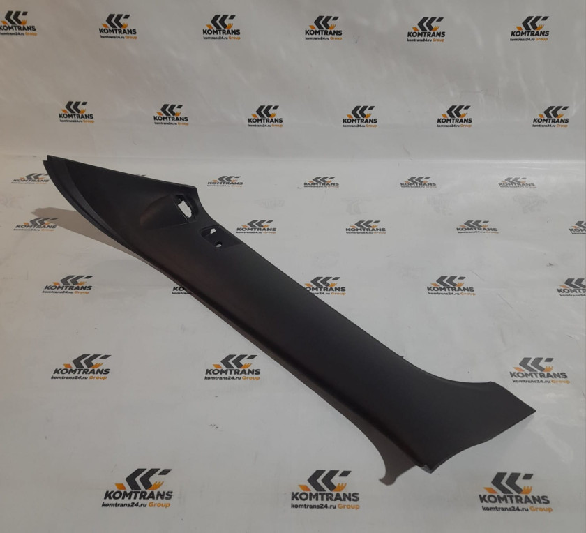 Накладка стойки лобового стекла внутренняя, левая SHACMAN X5000