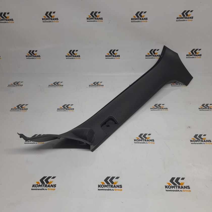 Накладка стойки лобового стекла внутренняя, правая SHACMAN X5000 Накладка стойки лобового стекла внутренняя, правая SHACMAN X5000