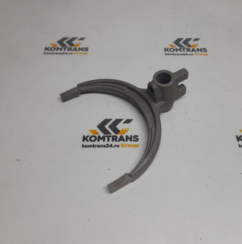 Вилка 1-2 передачи на КПП Вилка 1-2 передачи на КПП