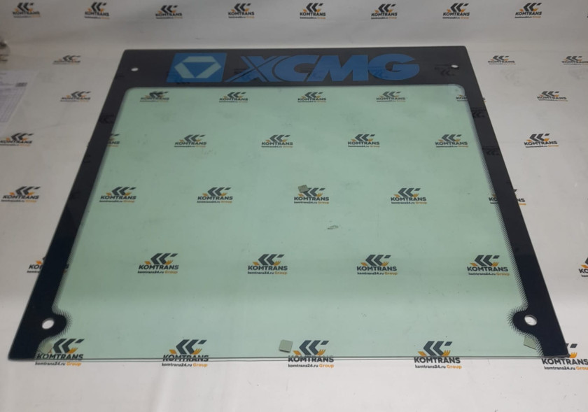 Стекло лобовое верхнее XCMG GR215A Стекло лобовое верхнее XCMG GR215A