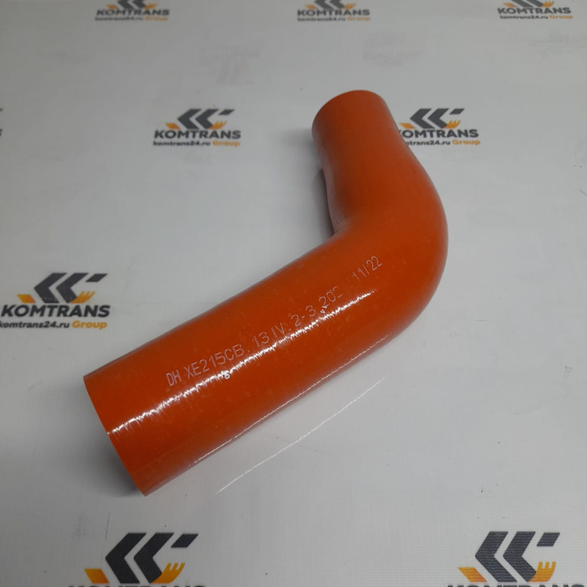 Патрубок d 62, d 50 впускной трубы промежуточного охладителя XCMG XE215C