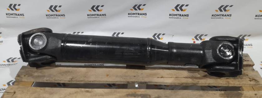 Вал карданный L=1080 (крест. 68) В-68мм СМ SHACMAN X3000 Вал карданный L=1080 (крест. 68) В-68мм СМ SHACMAN X3000