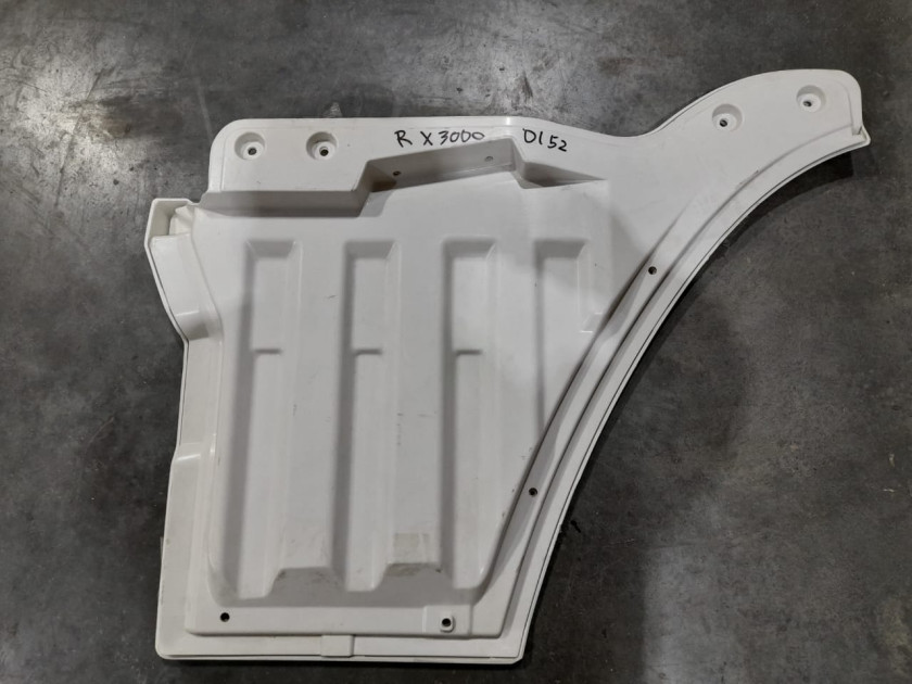 Панель декоративная правой двери, нижняя в сборе (не крашеная) SHACMAN X3000 Панель декоративная правой двери, нижняя в сборе (не крашеная) SHACMAN X3000