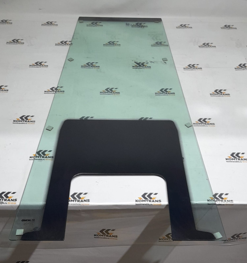 Стекло ветровое Грейдер XCMG GR2205AT Стекло ветровое Грейдер XCMG GR2205AT