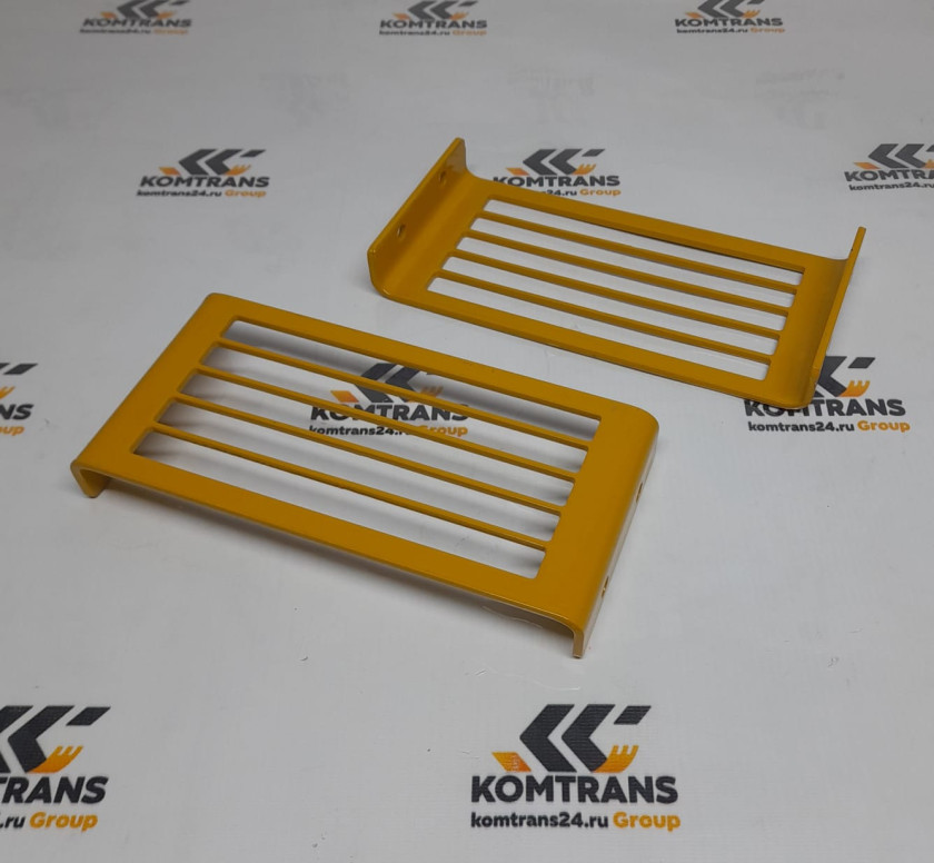 Защита задних фонарей XCMG XC8-S3570 (левый+правый) Защита задних фонарей XCMG XC8-S3570 (левый+правый)