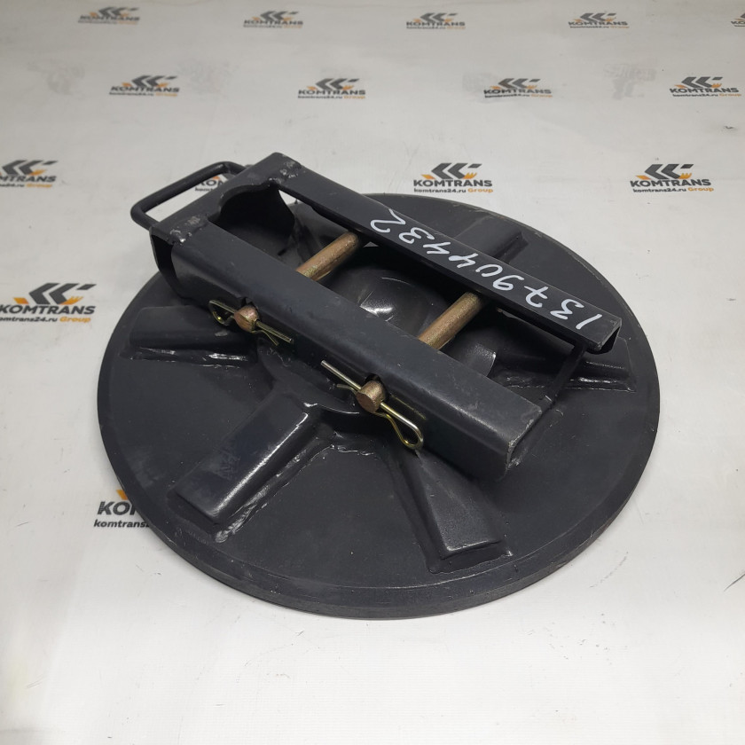 Опора аутригера (гидроцилиндр) автокрана XCT25 Опора аутригера (гидроцилиндр) автокрана XCT25