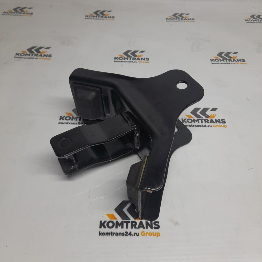 Кронштейн опоры кабины правый DAYUN X120