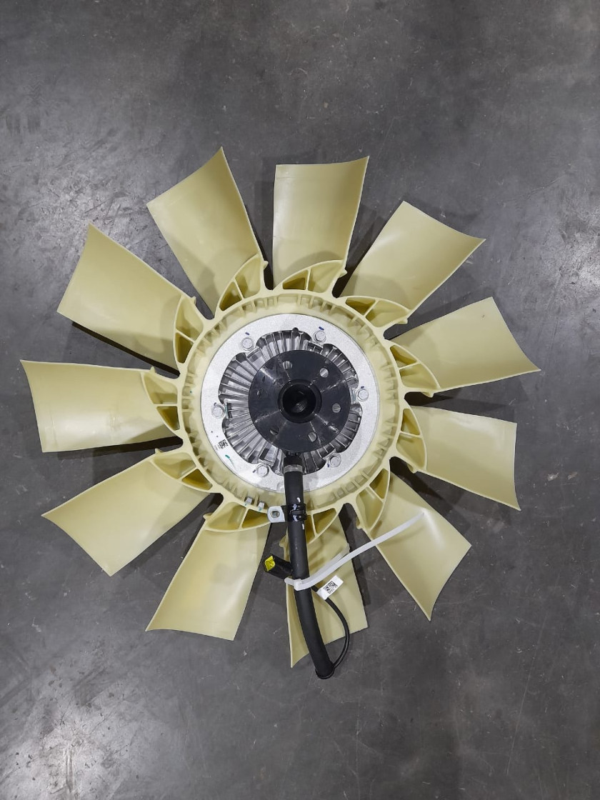Крыльчатка вентилятора в сборе с муфтой Cummins M11 Крыльчатка вентилятора в сборе с муфтой Cummins M11