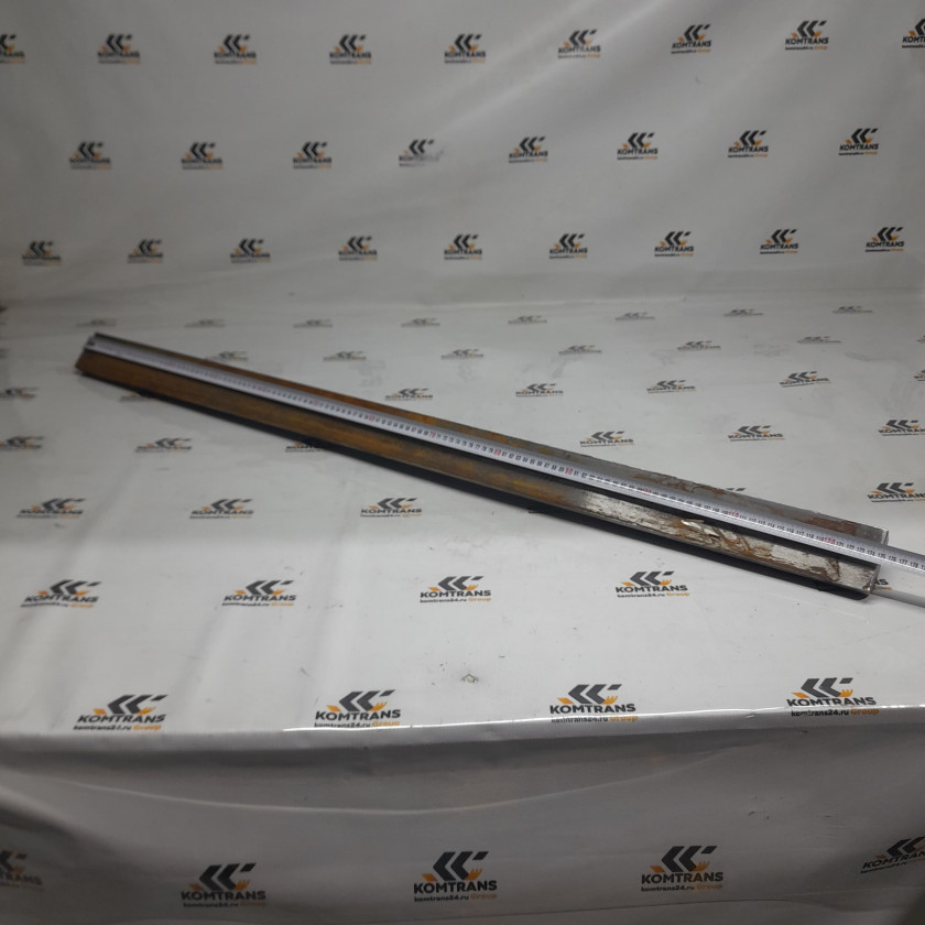 Виброплита левая (брус) XCMG RP603