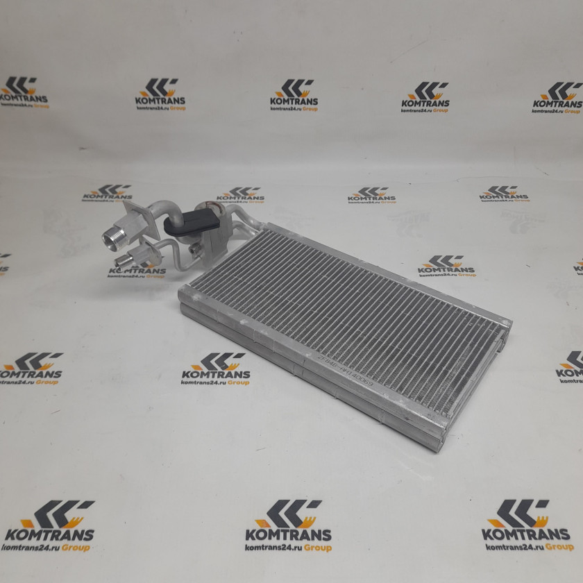 Радиатор кондиционера XCMG XS143 XS163J (малый)